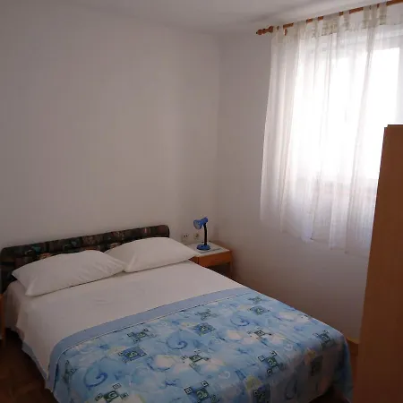Two-bedroom In Petrcane/zadar Riviera 8043 Petrčane